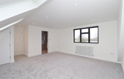Whitehouse Avenue, Borehamwood