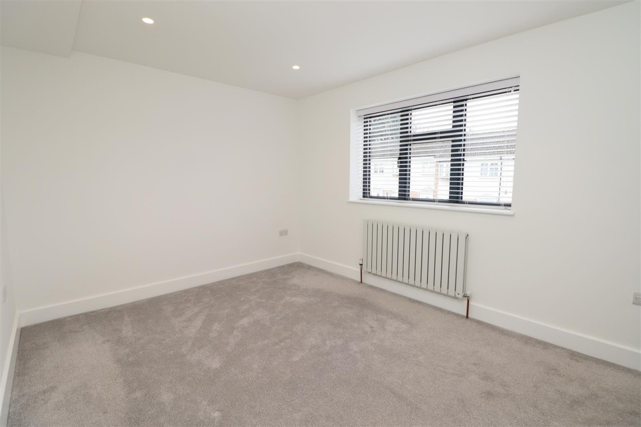 Whitehouse Avenue, Borehamwood