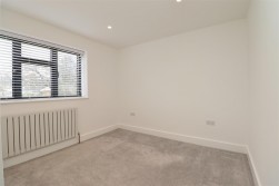 Whitehouse Avenue, Borehamwood