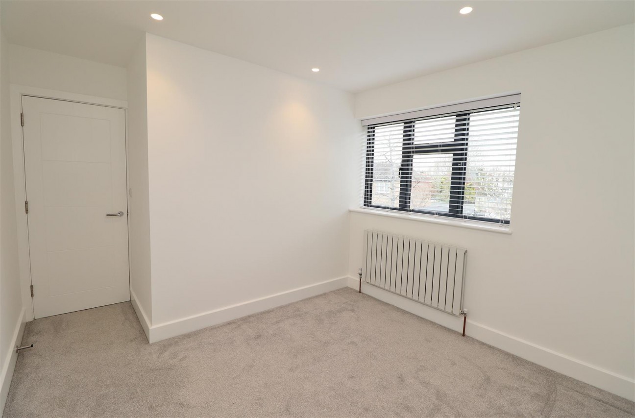 Whitehouse Avenue, Borehamwood