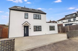 Whitehouse Avenue, Borehamwood