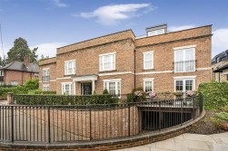 Watford Road, Radlett