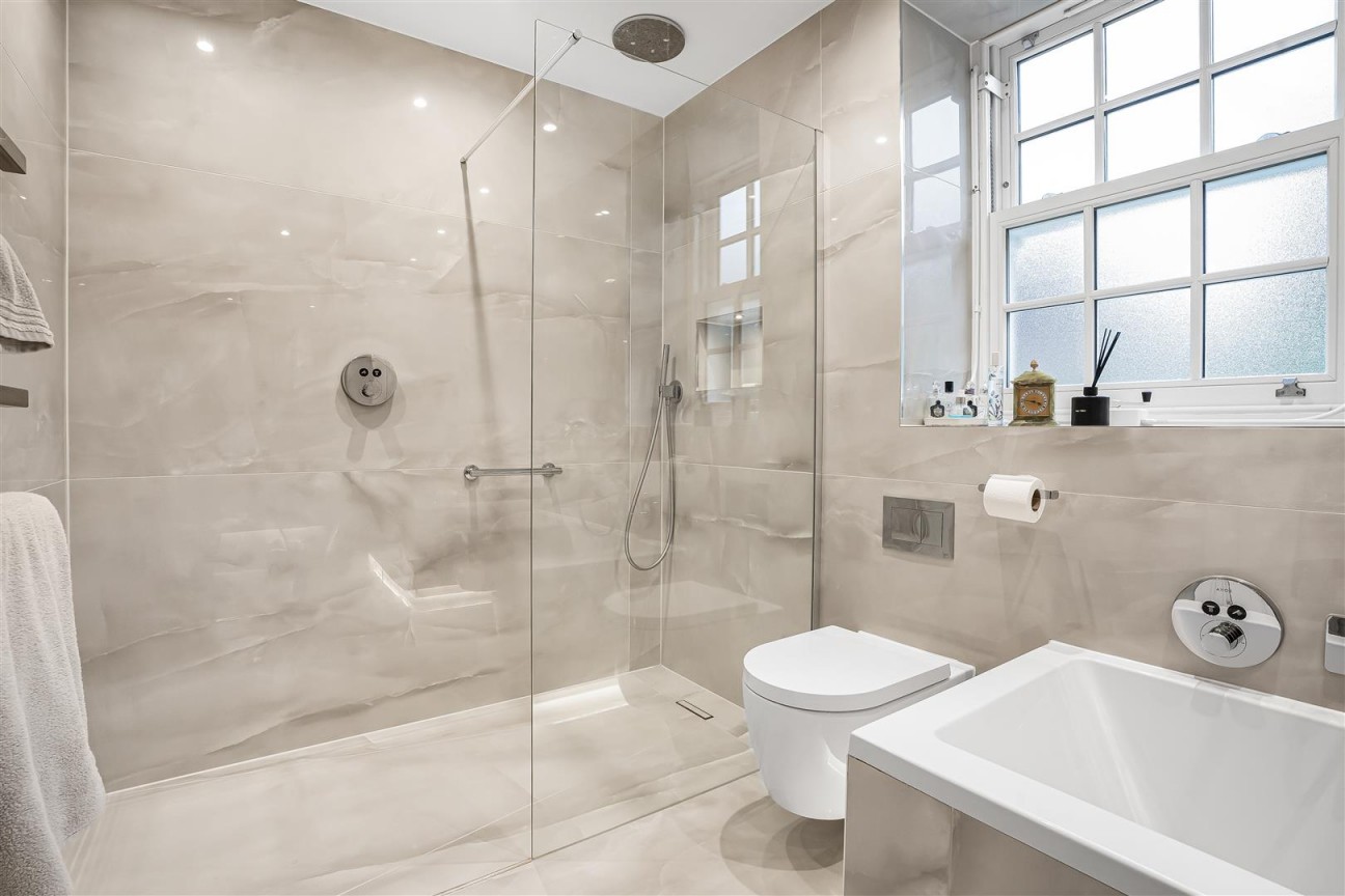 Watford Road, Radlett