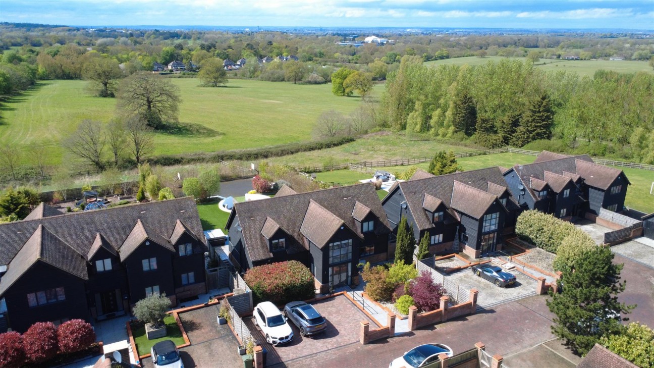 Allum Lane, Elstree, Borehamwood