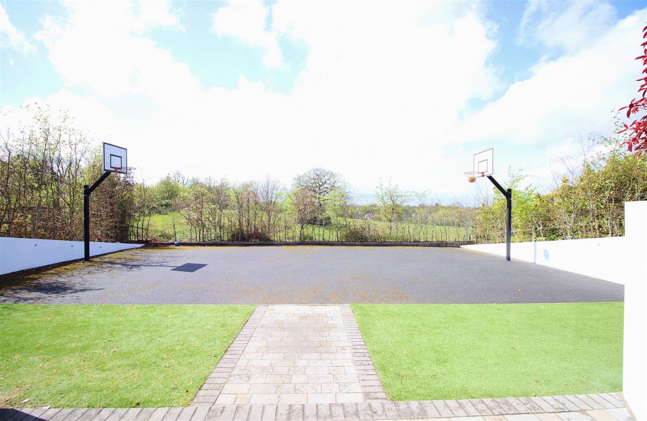 Allum Lane, Elstree, Borehamwood