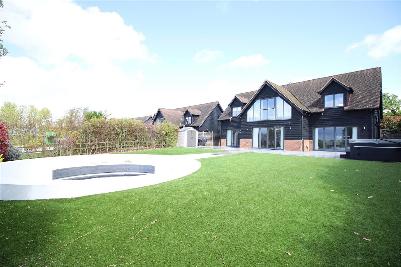 Allum Lane, Elstree, Borehamwood