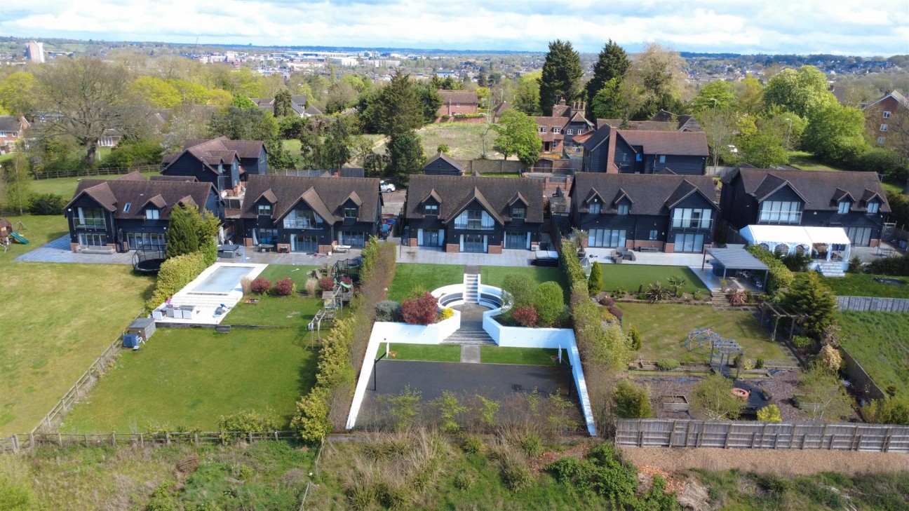 Allum Lane, Elstree, Borehamwood