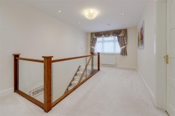 Newberries Avenue, Radlett