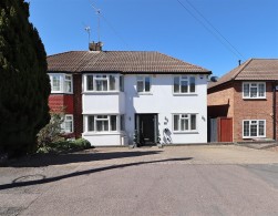 Lullington Garth, Borehamwood