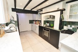 Watling Street, Radlett