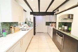 Watling Street, Radlett