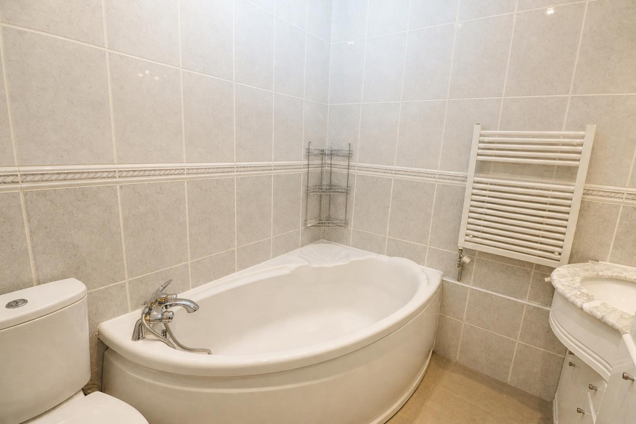 Chiltern Avenue, Bushey