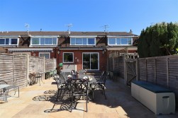 Chiltern Avenue, Bushey