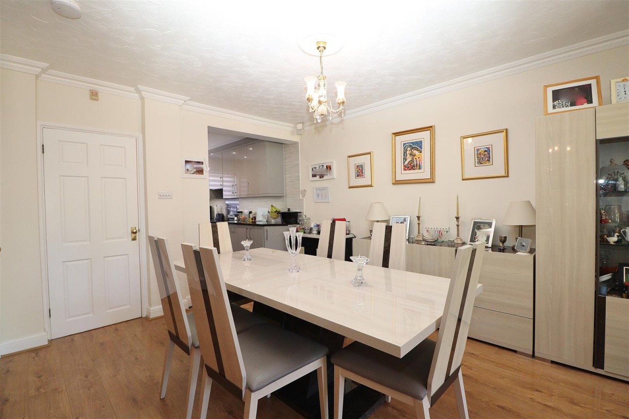 Chiltern Avenue, Bushey