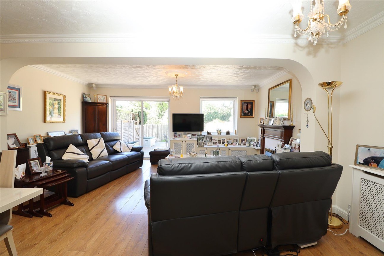 Chiltern Avenue, Bushey