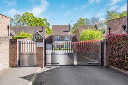 Cobden Hill, Radlett