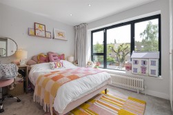 Kitswell Way, Radlett