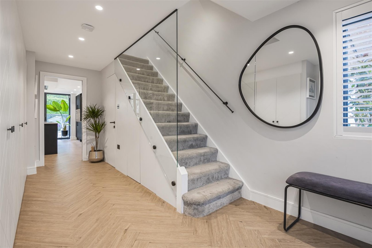 Kitswell Way, Radlett