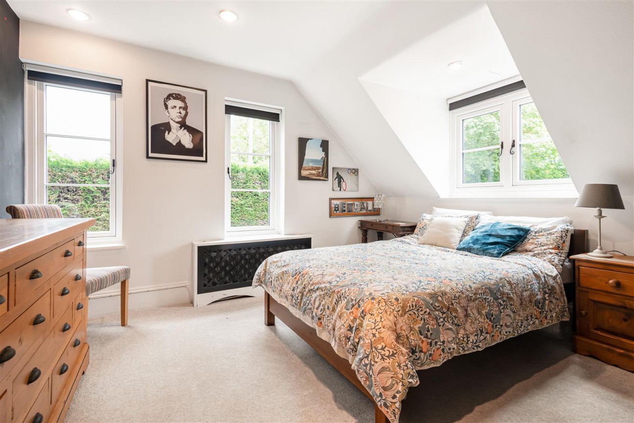Shenleybury, Shenley