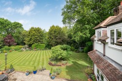 Shenleybury, Shenley