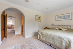 Williams Way, Radlett