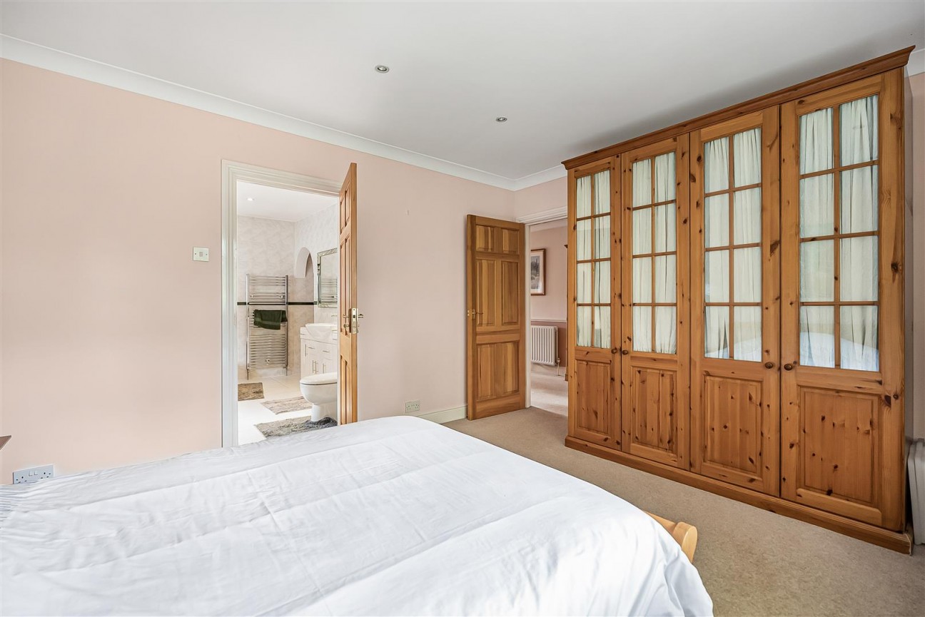 Williams Way, Radlett
