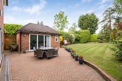 Williams Way, Radlett