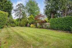 Williams Way, Radlett