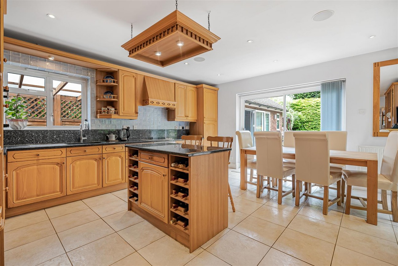 Williams Way, Radlett