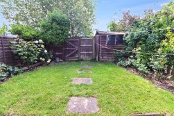 Byron Avenue, Borehamwood