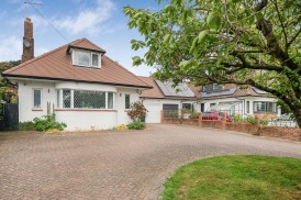 Theobald Street, Radlett