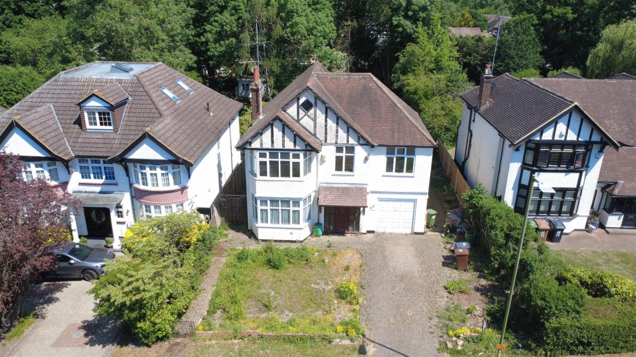 Deacons Hill Road, Elstree, Borehamwood