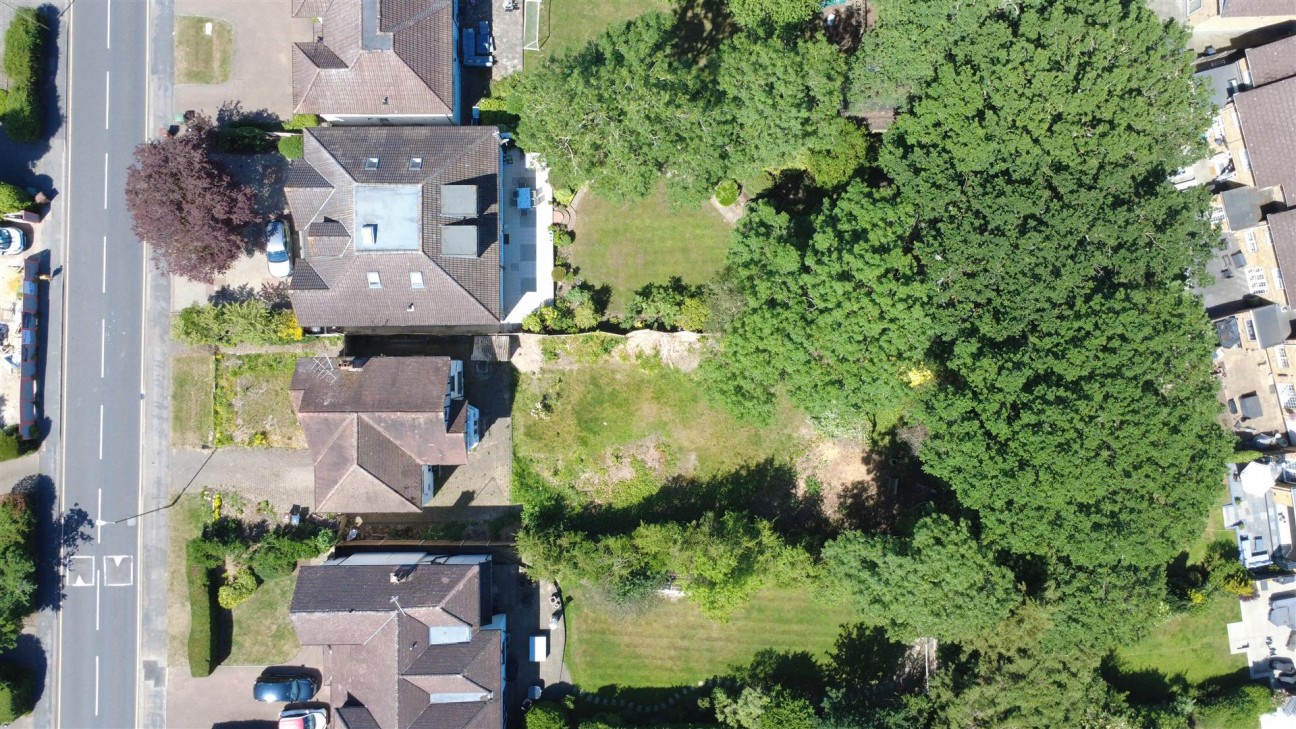 Deacons Hill Road, Elstree, Borehamwood