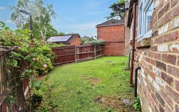 Barnet Lane, Elstree, Borehamwood
