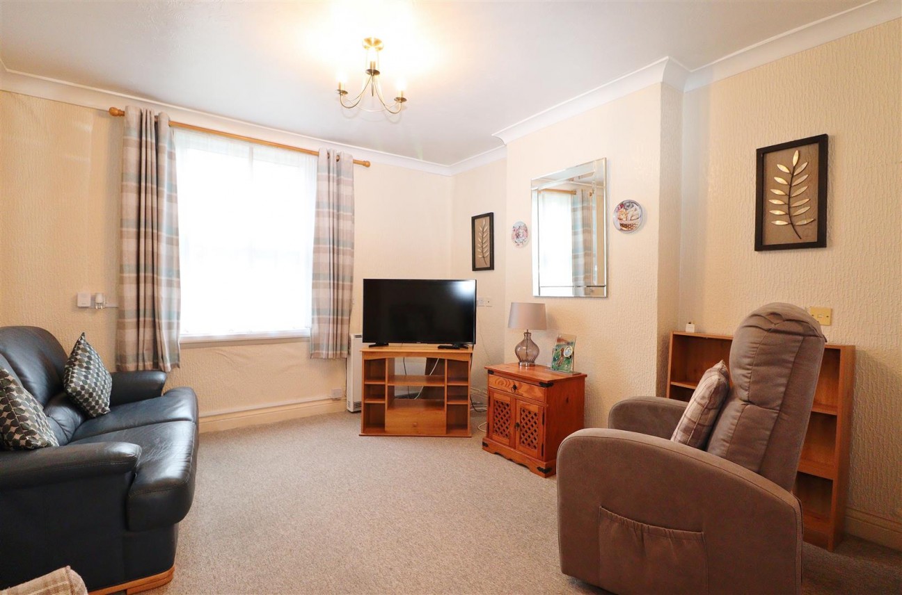 Barnet Lane, Elstree, Borehamwood