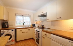 Barnet Lane, Elstree, Borehamwood