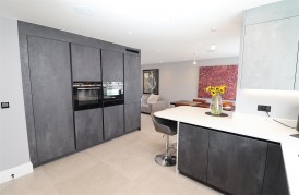 Bridle Close, Borehamwood