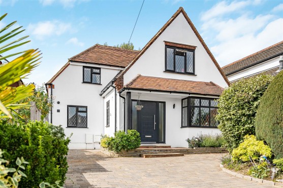 Oakridge Avenue, Radlett