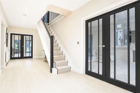 Oakridge Avenue, Radlett