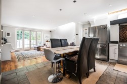 The Avenue, Radlett
