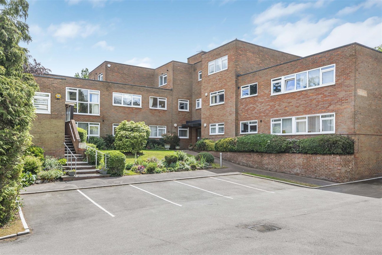 Darnhills, Radlett