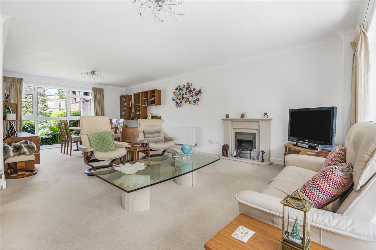 Darnhills, Radlett