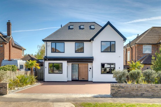 Newberries Avenue, Radlett