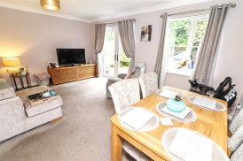 Beechfield Close, Borehamwood
