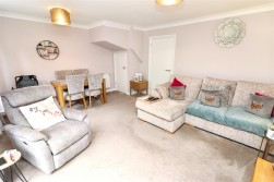 Beechfield Close, Borehamwood