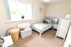 Beechfield Close, Borehamwood