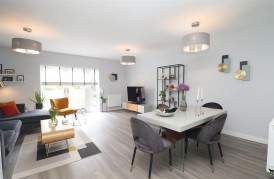 Holmesley Road, Borehamwood