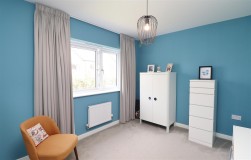 Holmesley Road, Borehamwood