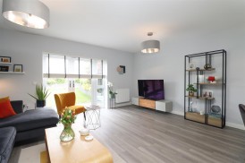 Holmesley Road, Borehamwood