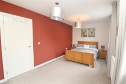 Holmesley Road, Borehamwood
